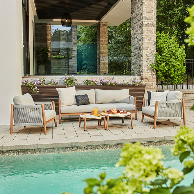 Économisez jusqu'à 15% sur le mobilier de jardin et les accessoires sélectionnés