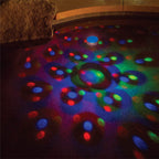 Lumière multicolore pour piscine