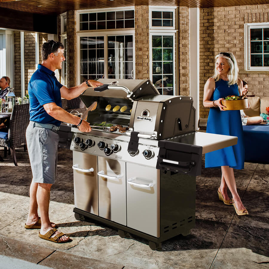 Broil King Regal S690 Pro-IR BBQ - 85,000 BTU