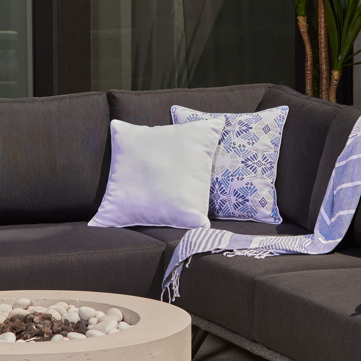 Coussin extérieur 18 x 18 po - Imprimé bleu