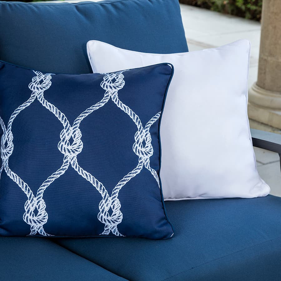 Montecristo Outdoor Loveseat