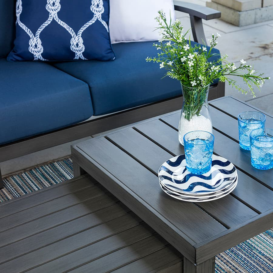 Montecristo Outdoor Loveseat
