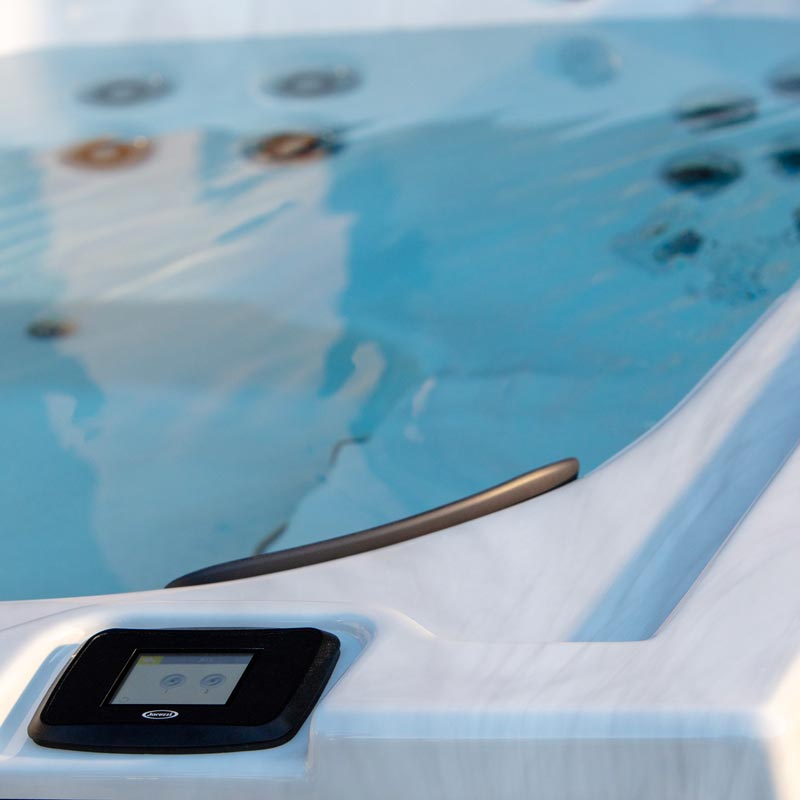 Jacuzzi J-LXL Hot Tub (2025)