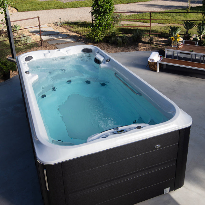 Jacuzzi PowerPro J-16 Swim Spa