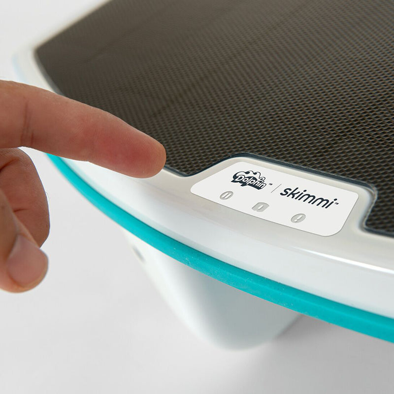 Robot nettoyeur de surface solaire Dolphin Skimmi