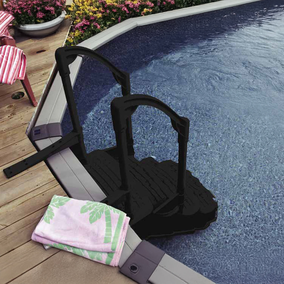Non-Slip Step for Above Ground Pool | Club Piscine
