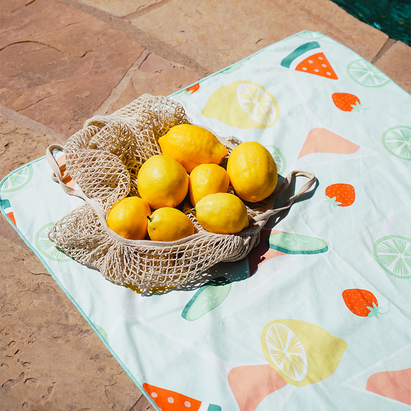 Serviette de plage en microfibre réversible Fruits