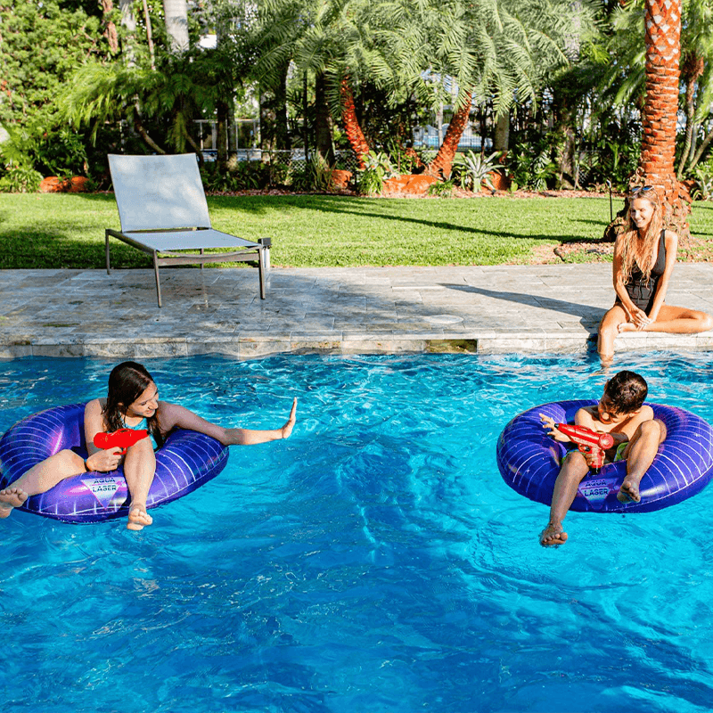 Aqua Master Inflatable Pool Ring with Squirt Gun