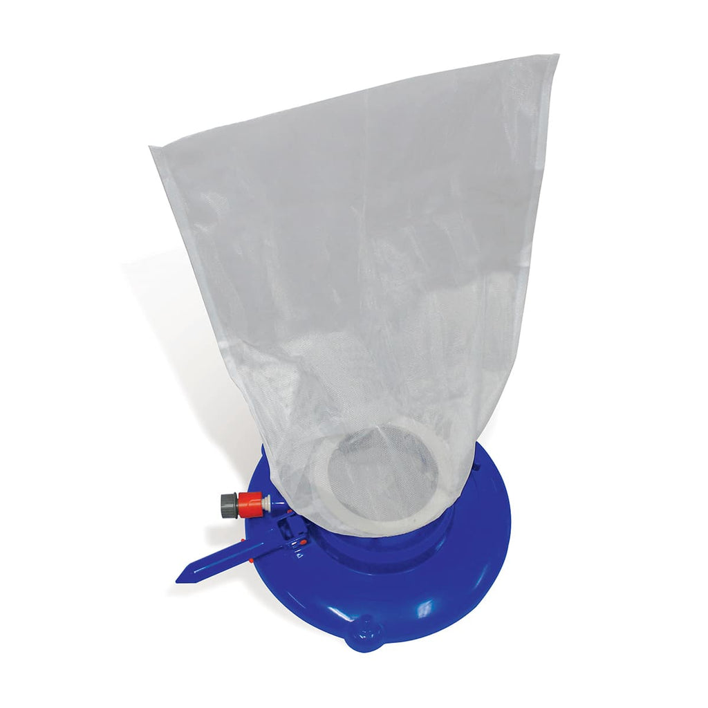 Leaf Skimmer with Swivel Wheels