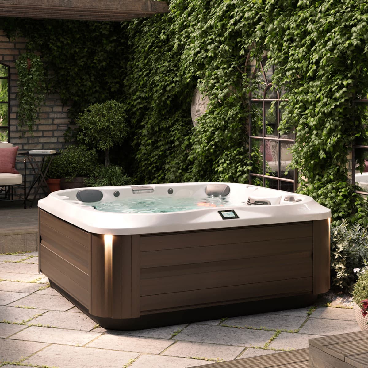 Jacuzzi J-335 Hot Tub (2026) | Jacuzzi | Club Piscine