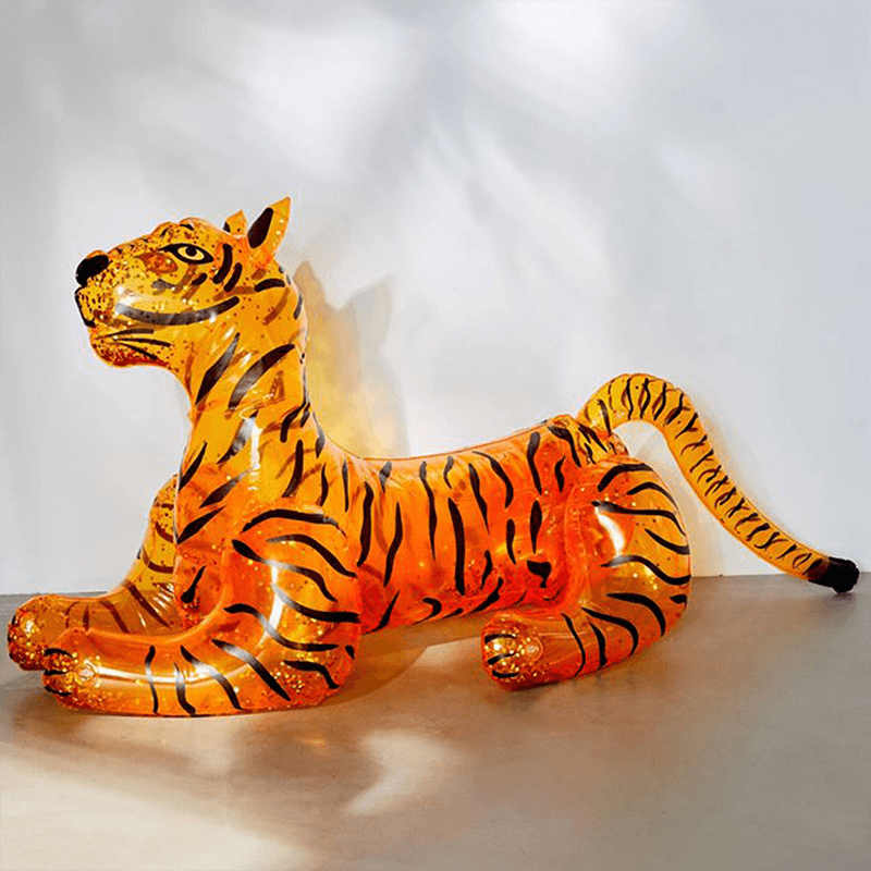 Gonflable tigre géant à paillettes