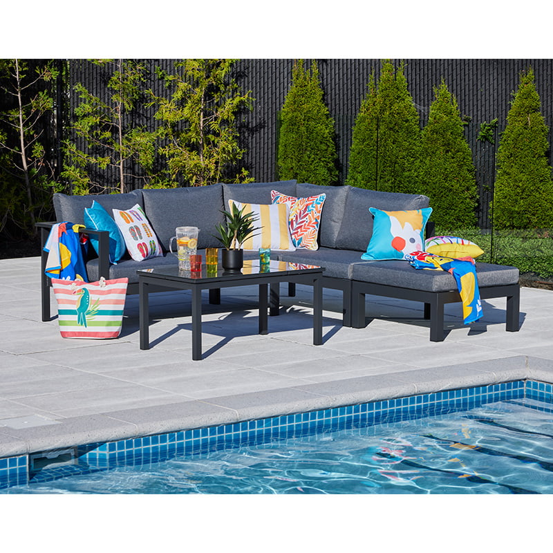 Bordeaux Outdoor Sectional