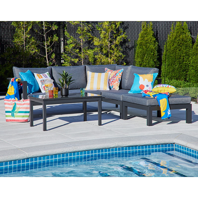 Bordeaux Outdoor Sectional