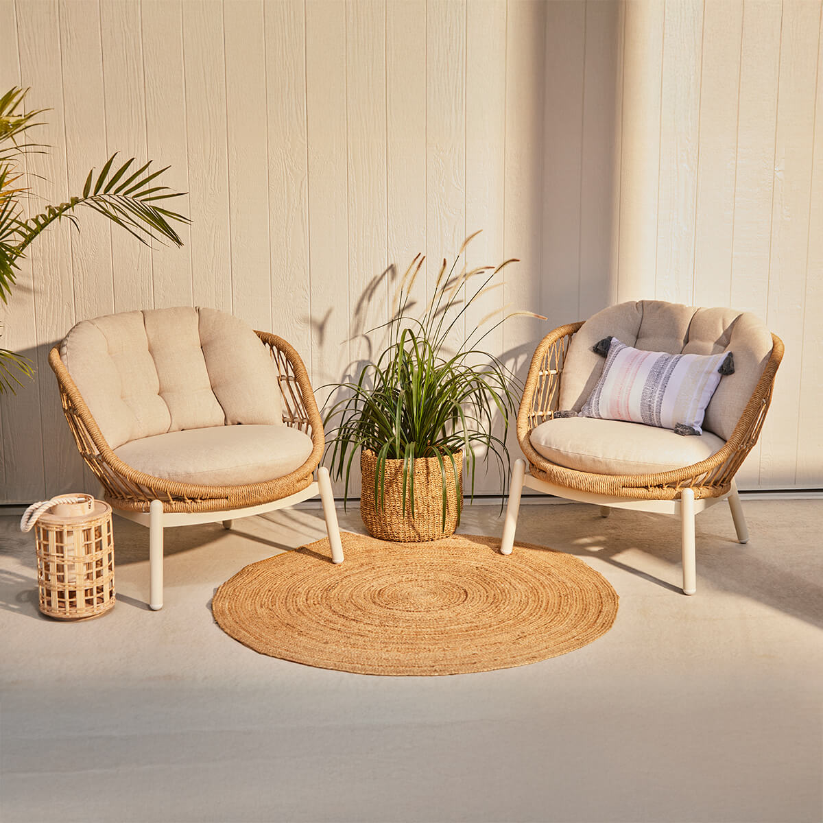 Kaya Outdoor Swivel Armchair