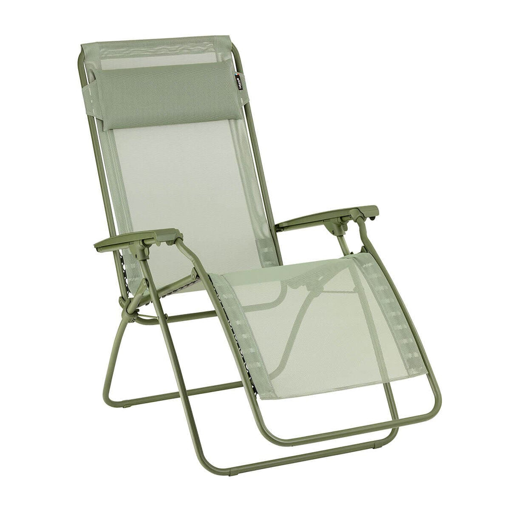 R-Clip Recliner Chair