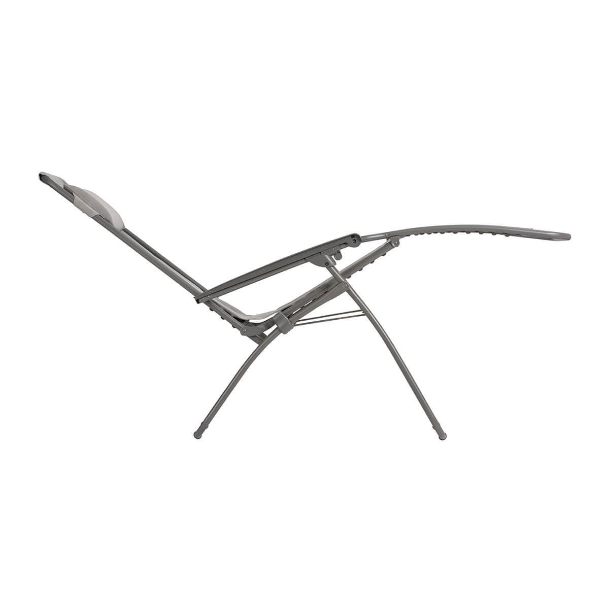 R-Clip Recliner Chair