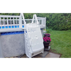 Échelle avec barrière d'entrée pour piscine hors terre