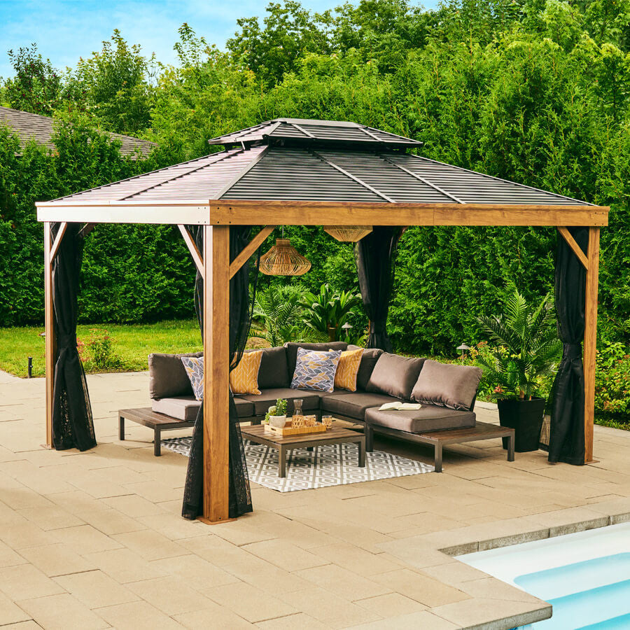 Gazebo Axel