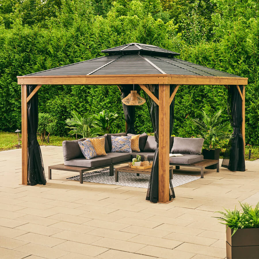 Gazebo Axel