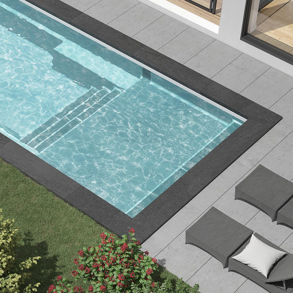 Piscine en fibre de verre avec terrasse - 12 x 26 pi