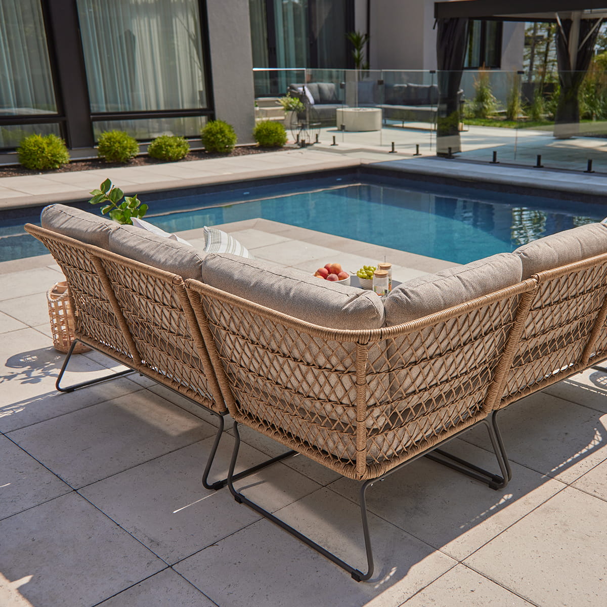 Iris Outdoor Sectional