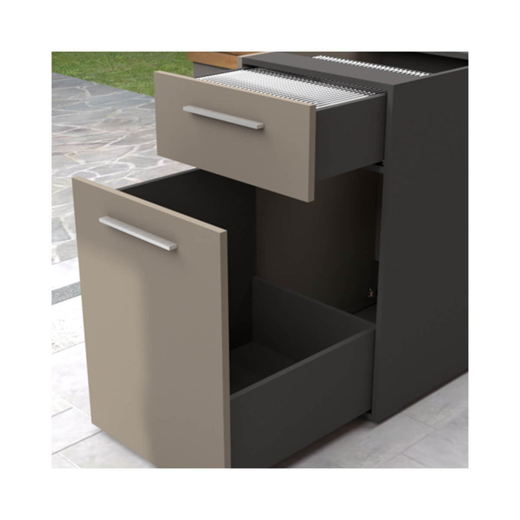 Deluxe Grill Station Outdoor Kitchen